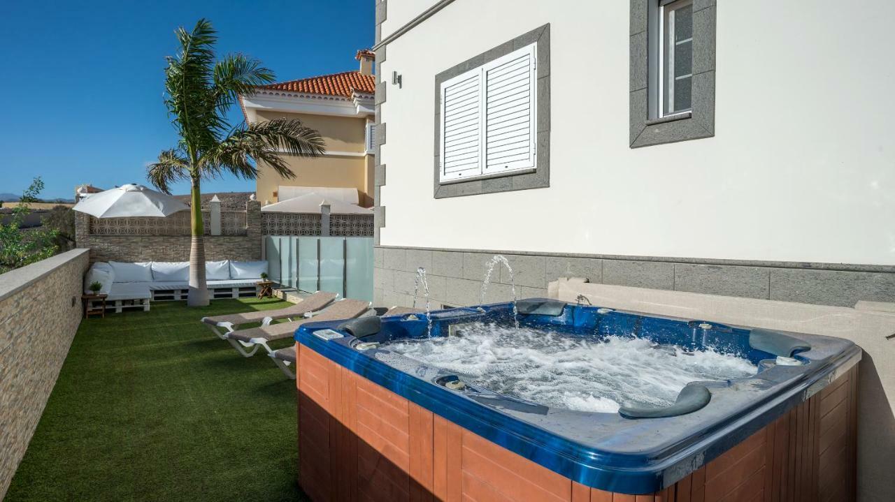 Villa, Private Heated Pool And Jacuzzi . Маспаломас Экстерьер фото